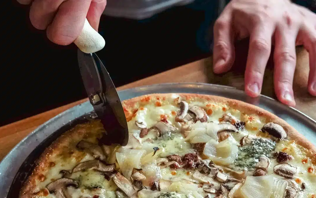 Pizzaskærer Bedst i Test 2025 – Skær Perfekte Pizzastykker Hver Gang